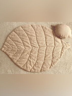 Infant Tan Leaf-Shaped Quilted Tummy Time Mat with Matching Pillow 0-3 Months
